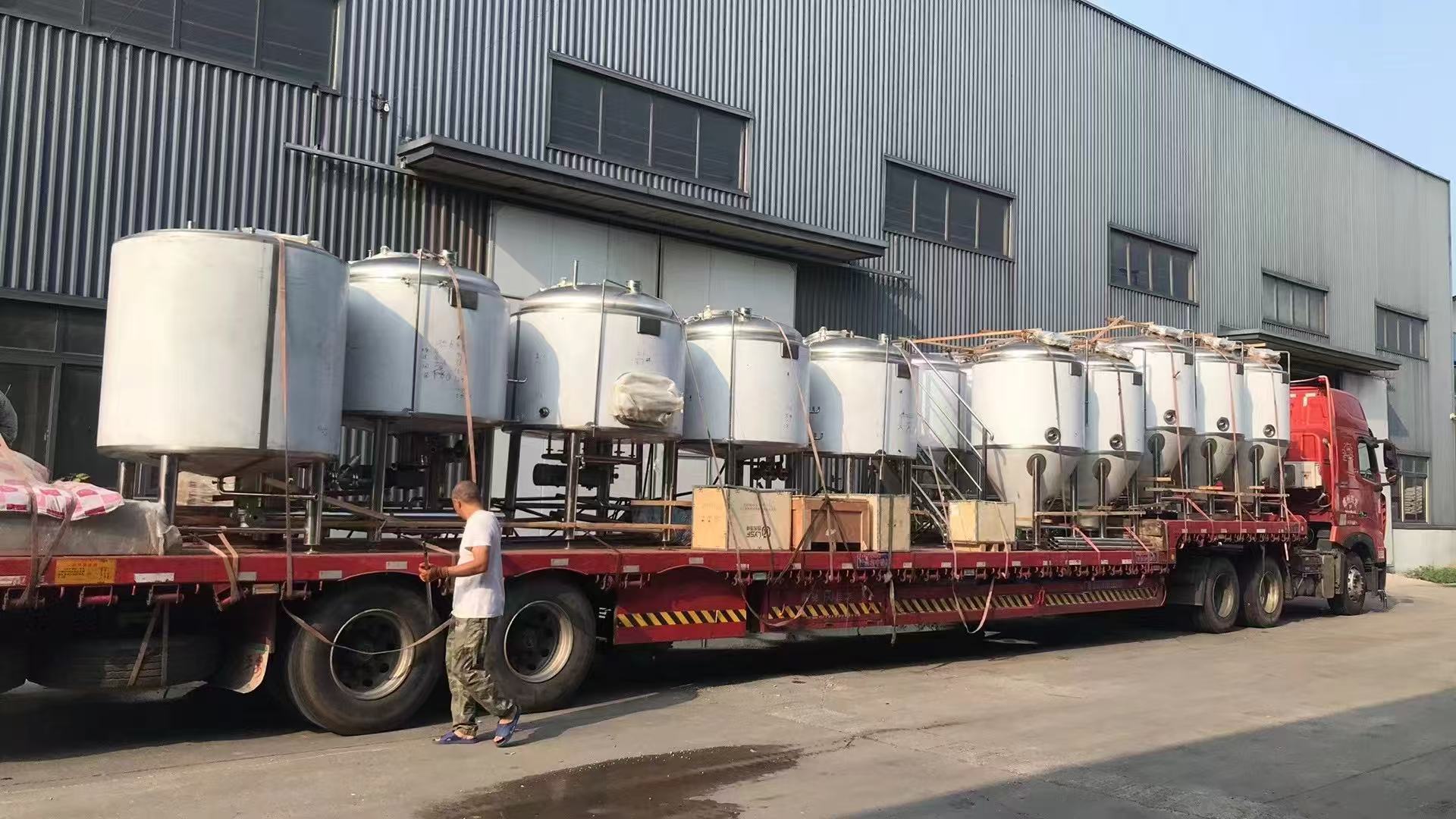 临夏市精酿啤酒设备厂—精酿啤酒设备